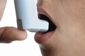 Asthme : favoriser le bon usage des médicaments par les patients